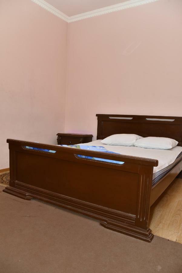 Zvartnots Ojakh Hotel Yerevan Ngoại thất bức ảnh